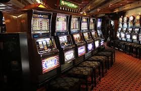 Tampilan berbagai permainan slot online di mio77 yang menarik bagi pemain Indonesia
